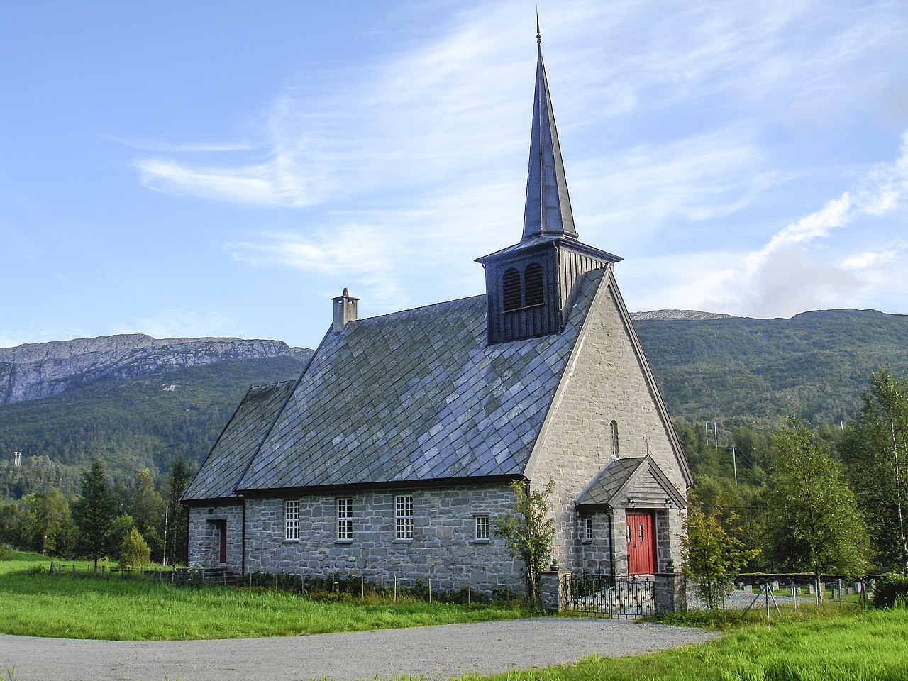 Bergsdalen kyrkje